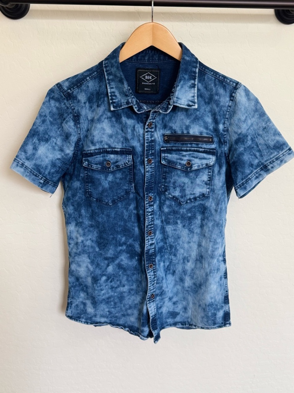ROK Blue Acid Wash Short Sleeve Denim Button Up Shirt Small